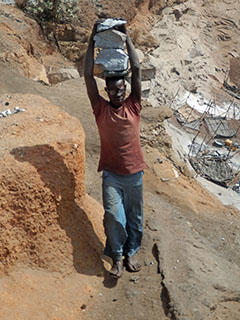 Les forats de la carrire de Pissy, Burkina-Faso - Cheseaux, fvrier 2018 - Reportage de Dany Schaer, journaliste-photographe