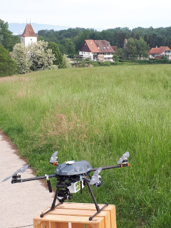 Avec un drone ils sauvent la vie des faons. Jorat, Broye, Plateau, Gros-de-Vaud, mai 2019. Reportage de Dany Schaer, journaliste photographe