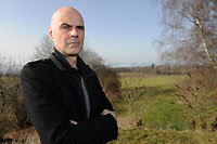 Narcisse, le vent en poupe. Chapelle-sur-Moudon, fvrier 2014 (cliquer ICI)