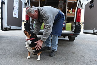 L�Epicerie du village a ferm� ses jolis volets verts - Fran�oise et Roger Grossenbacher, Chapelle-sur-Moudon - Journal de Moudon et Echo du Gros-de-Vaud, vendredi 11 janvier 2019