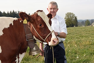 Serena sera une star  la Fte des Vignerons. Charly Stucki, leveur  Ropraz. Paru dans lEcho du Gros-de-Vaud et Journal de Moudon juin 2019Reportage de Dany Schaer, journaliste photographe