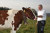 Serena sera une star  la Fte des Vignerons. Charly Stucki, leveur  Ropraz. Paru dans lEcho du Gros-de-Vaud et Journal de Moudon juin 2019 (cliquer ICI)