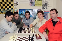 Un club de joueurs d��checs de tous niveaux. Echallens, avril 2015 (cliquer ICI)